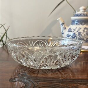 Vintage Anchor Hocking Medallion Star Clear Glass Bowl